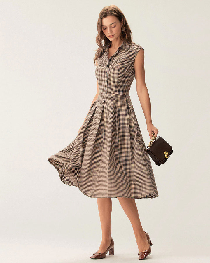 Bequemes Damen-Herbstkleid, kariertes Midikleid mit Knopfleiste und Falten, ideal als Freizeitkleid.