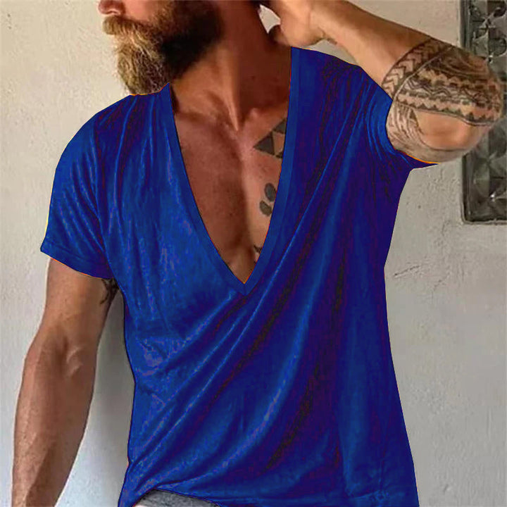Herren Kurzarm Shirt mit V-Ausschnitt, lässige Freizeitmode für einen stilvollen Sommer.