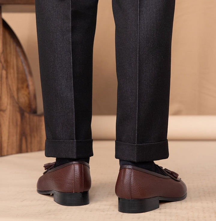 Bequeme schwarze Herren Quasten-Loafer, Slip-On Design für einfaches An- und Ausziehen, elegant und modisch.