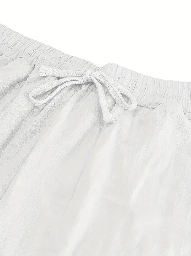 Schwarze stylische Herrenhose, loose fit. Leichte Sommerhose, bequem für Freizeit & Urlaub.