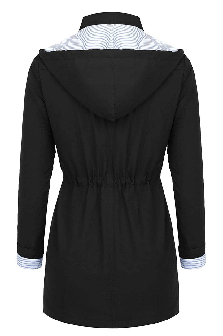 Vielseitige Damen Funktionsjacke, gestreift, mit Kapuze, leichter & stilvoller Wetterschutz.