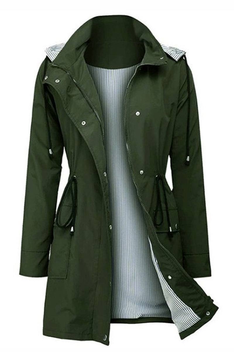 Funktionale Damen Allwetterjacke, gestreift, wasserabweisend & winddicht, mit Kapuze für den Frühling.