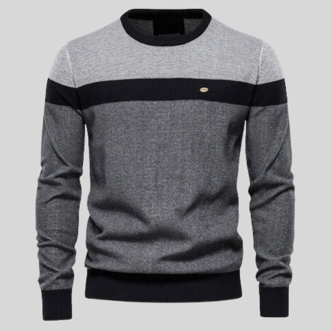 Eleganter grüner Herren Rundhals Pullover Langarm. Moderner Regular Fit für stilvolle Männer Mode.