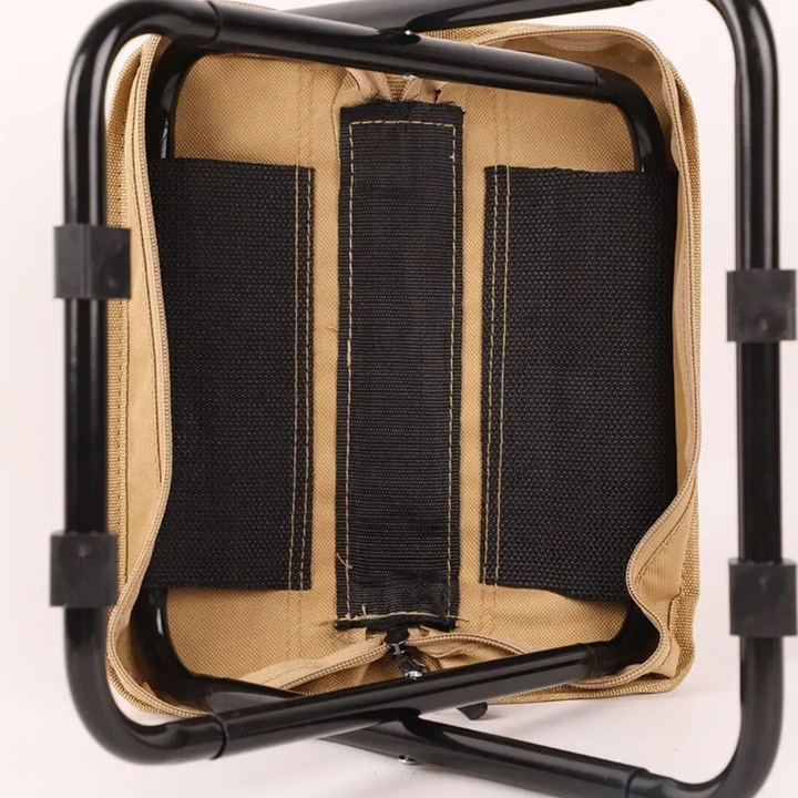 Bequemer Klapphocker für Outdoor-Aktivitäten. Kompakt, leichtgewichtig und schnell aufbaubar.