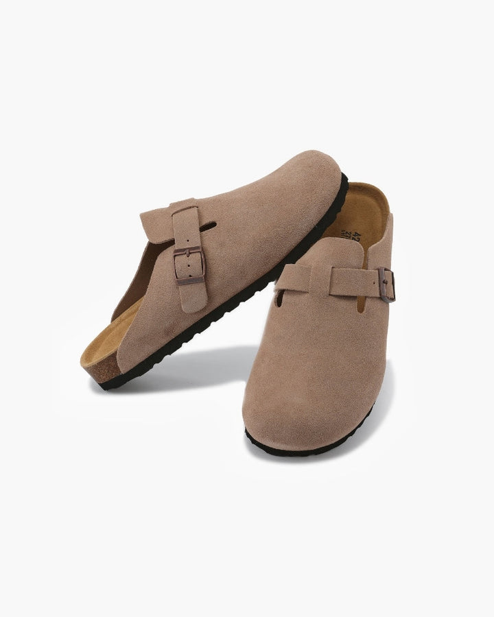 Robuste olivgrüne Unisex Clogs mit Steppnaht, bequeme Slip-on Schuhe für stilvolle Freizeitlooks.