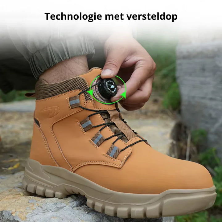 Von oben gesehene schwarze Herren Schutzschuhe, bequem, rutschfest & leicht für professionellen Einsatz.