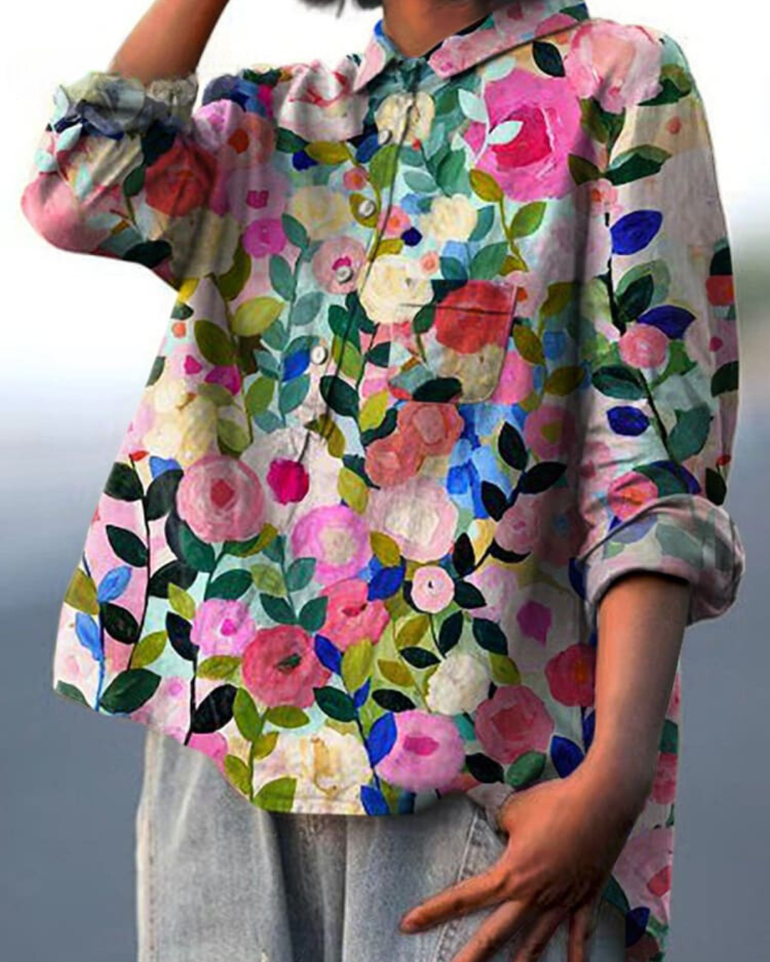 Bequeme & stilvolle Damen Bluse mit Blumenmuster, lockere Passform für hohen Tragekomfort.