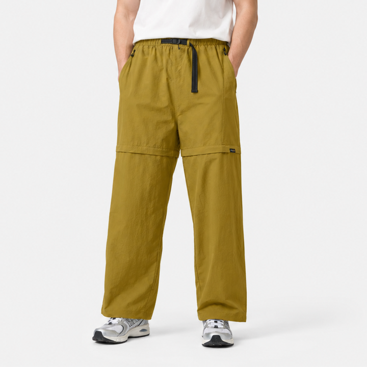 Schnelltrocknende Reisehose für Herren, abzippbar, perfekt für Abenteuer und Freizeit.