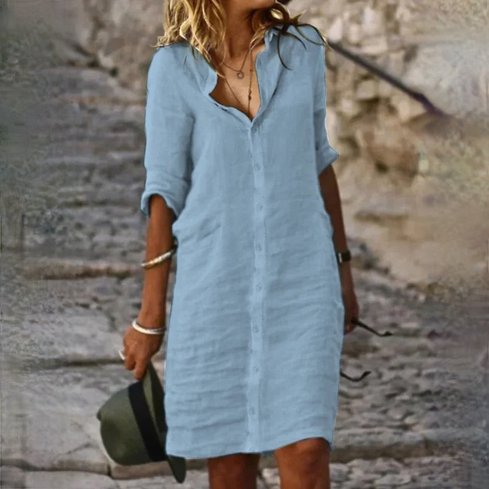 Zeitloses Damen Herbstkleid mit weichem, fließendem Stoff, elegant und bequem für jeden Anlass.