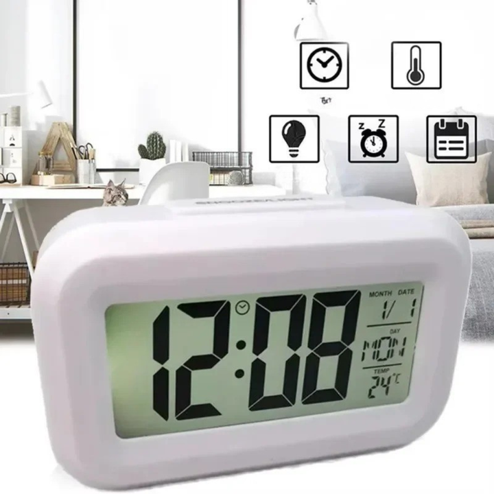 Hochwertige, kompakte Digitaluhr mit LED-Anzeige. Inklusive Wecker, Temperatur- und Datumsfunktion. Modernes Design für Zuhause.