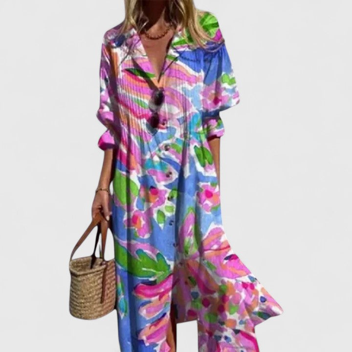 Vielseitiges Damen Maxikleid im Boho-Design. Bequemes Freizeitkleid mit elegantem, farbigem Muster.