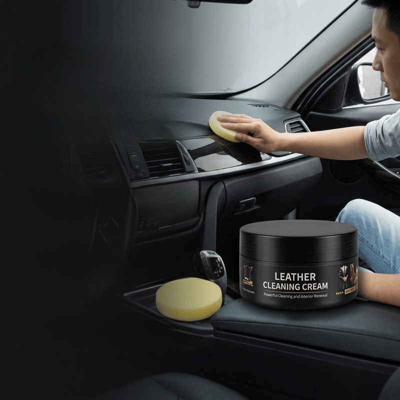Vielseitige Innenraumpflege mit Bienenwachs-Creme: Reinigt & pflegt Oberflächen wie Leder und Vinyl im Auto.
