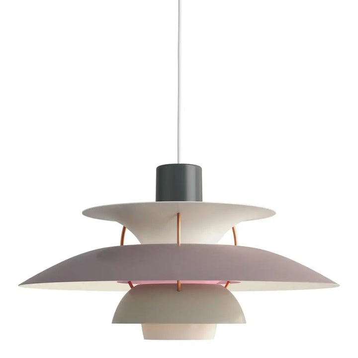 Dimmbare LED Deckenlampe rund, modernes Design, schafft einladendes Ambiente.