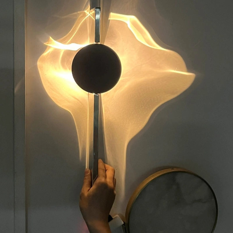 Wandleuchte mit einzigartigen Licht-Schatten-Effekten, moderne Dekoration und Beleuchtung für jede Wand.