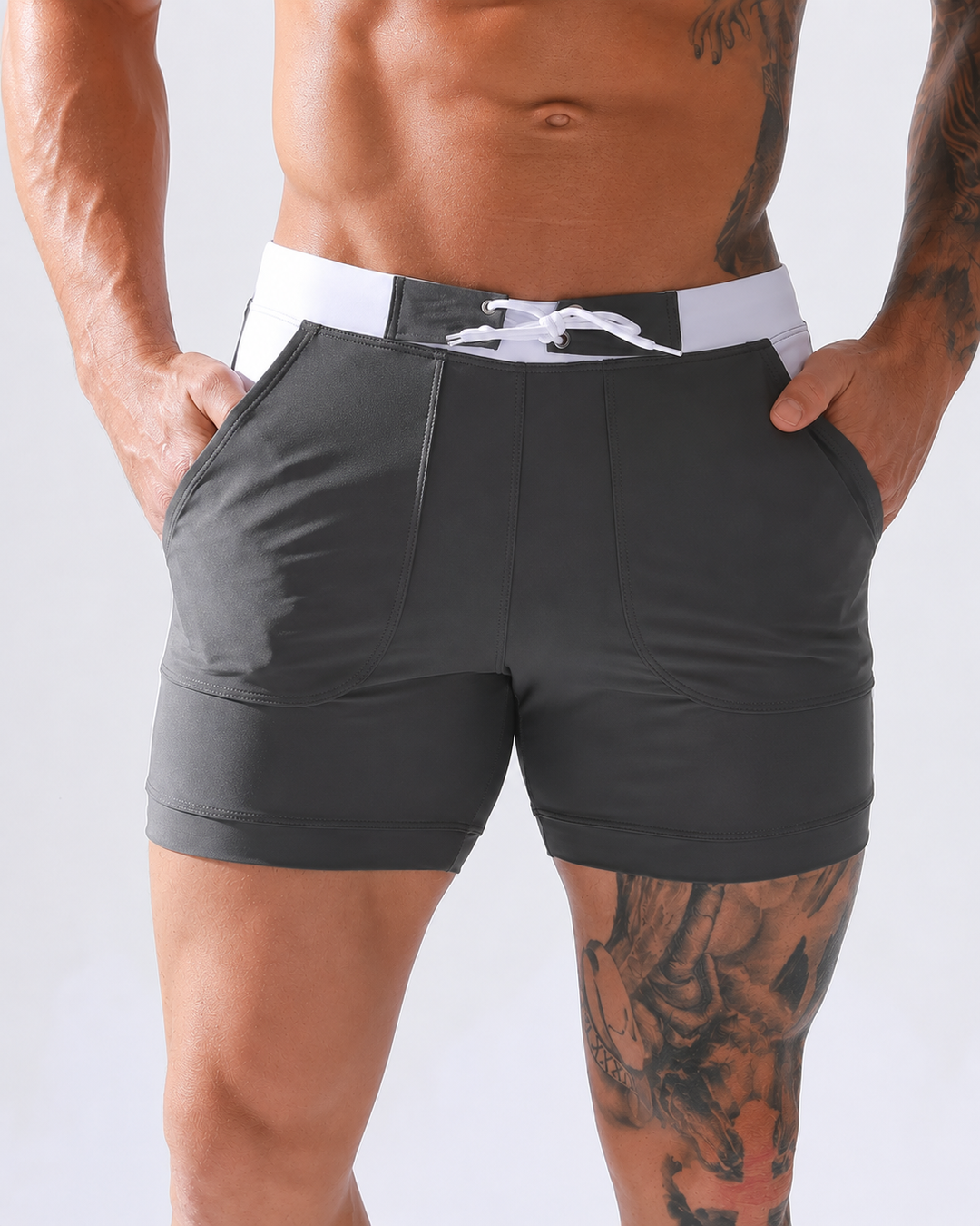 Vielseitige Herren Schwimmshorts für den Sommer. Schnelltrocknende Badeshorts, perfekt für Strand, Pool und aktive Freizeit.