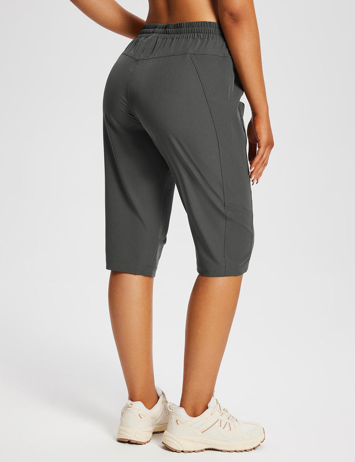 Robuste Damen Freizeithose Capri, mit sicheren Reißverschlusstaschen.