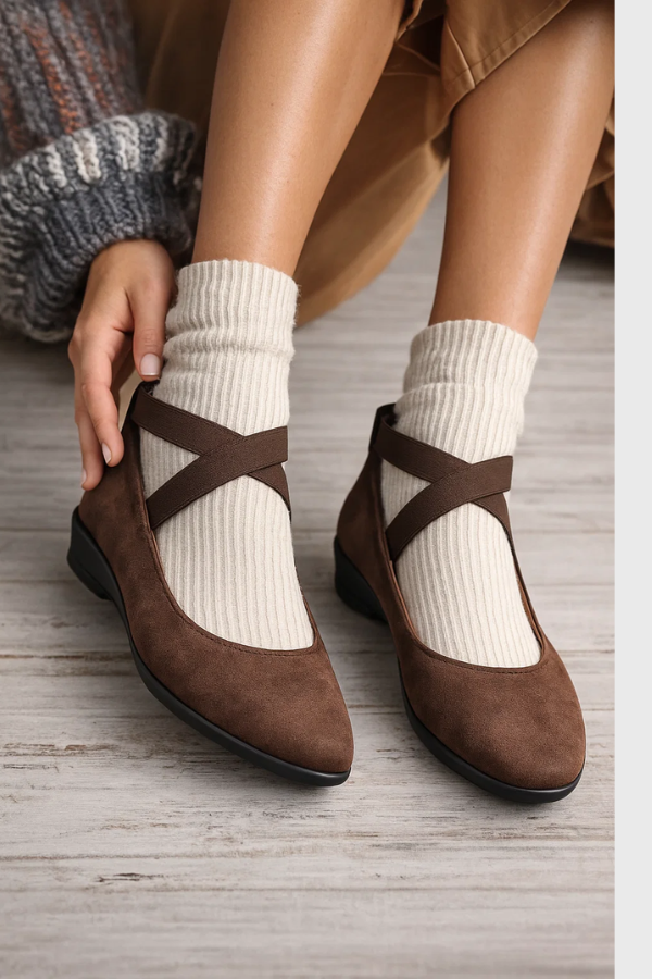 Elegante Damen Keilabsatzschuhe für bequemen Alltags- und Büro-Look. Vielseitige Komfortschuhe für jede Gelegenheit.