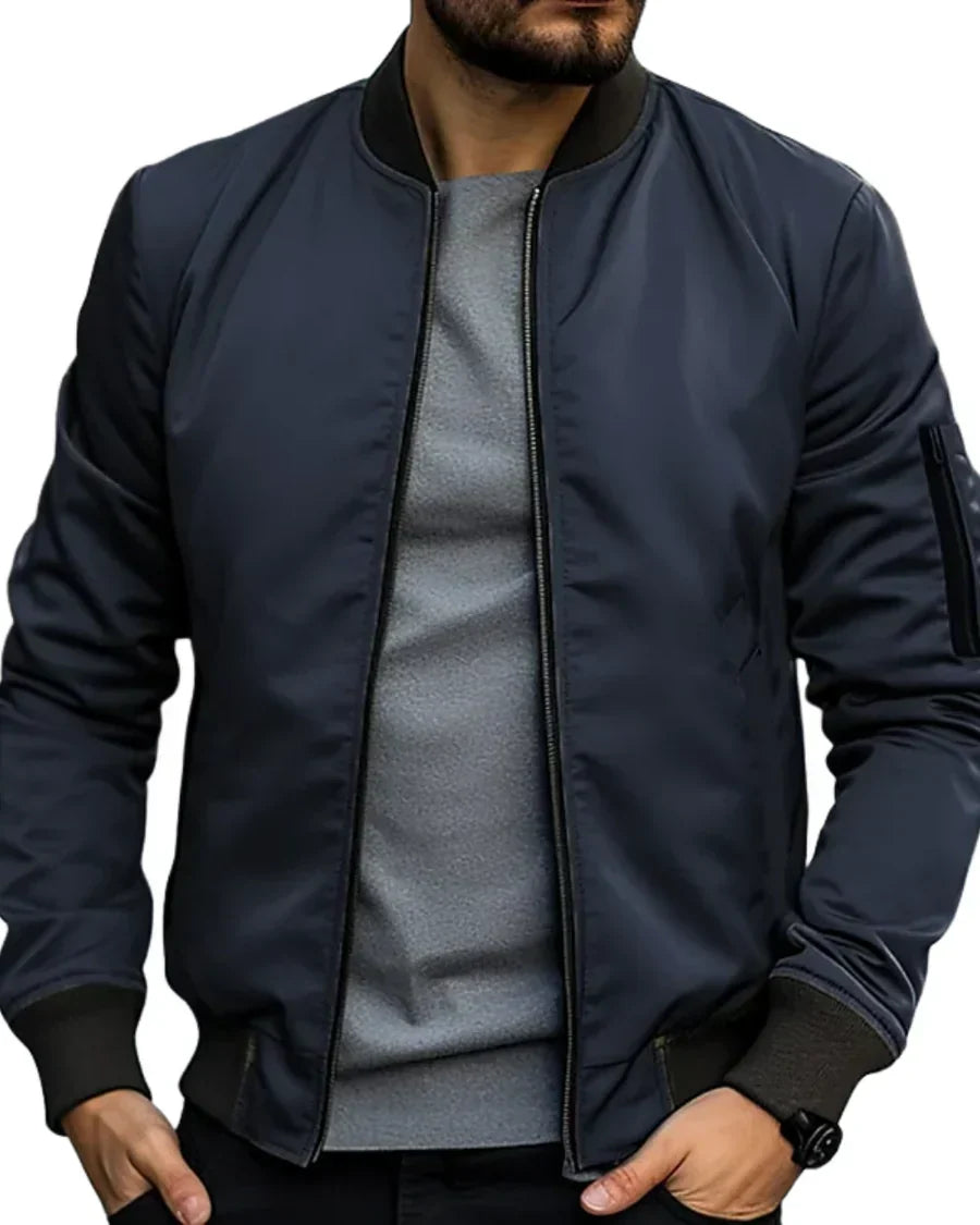 Herren Bomberjacke, leicht & atmungsaktiv. Stilvolle Übergangsjacke für Herren, vielseitig und bequem.
