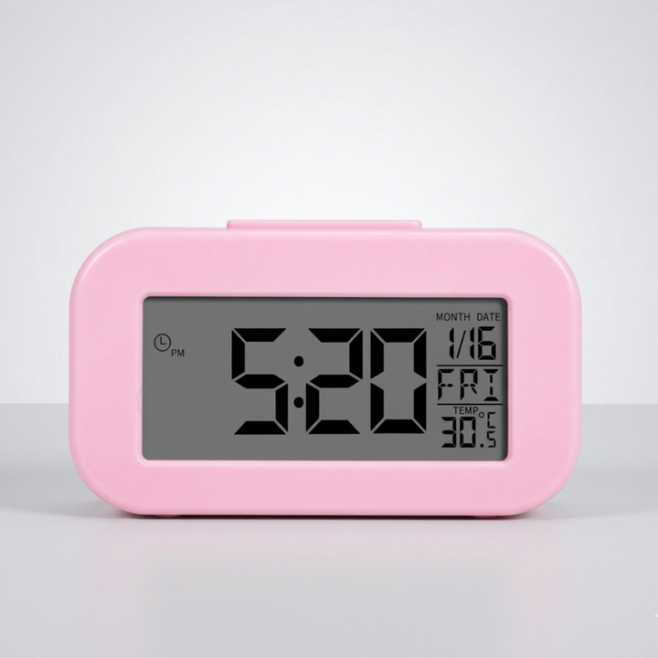 Stilvolle digitale LED-Uhr mit integriertem Nachtlicht und Schlummerfunktion. Ideal für jeden Nachttisch.
