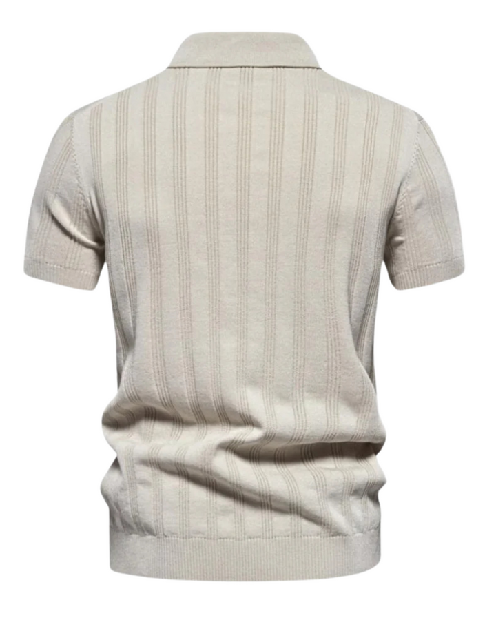 Elegantes Business Poloshirt für Herren, Kurzarm & Slim Fit. Perfekt für den stilvollen Büro-Look.