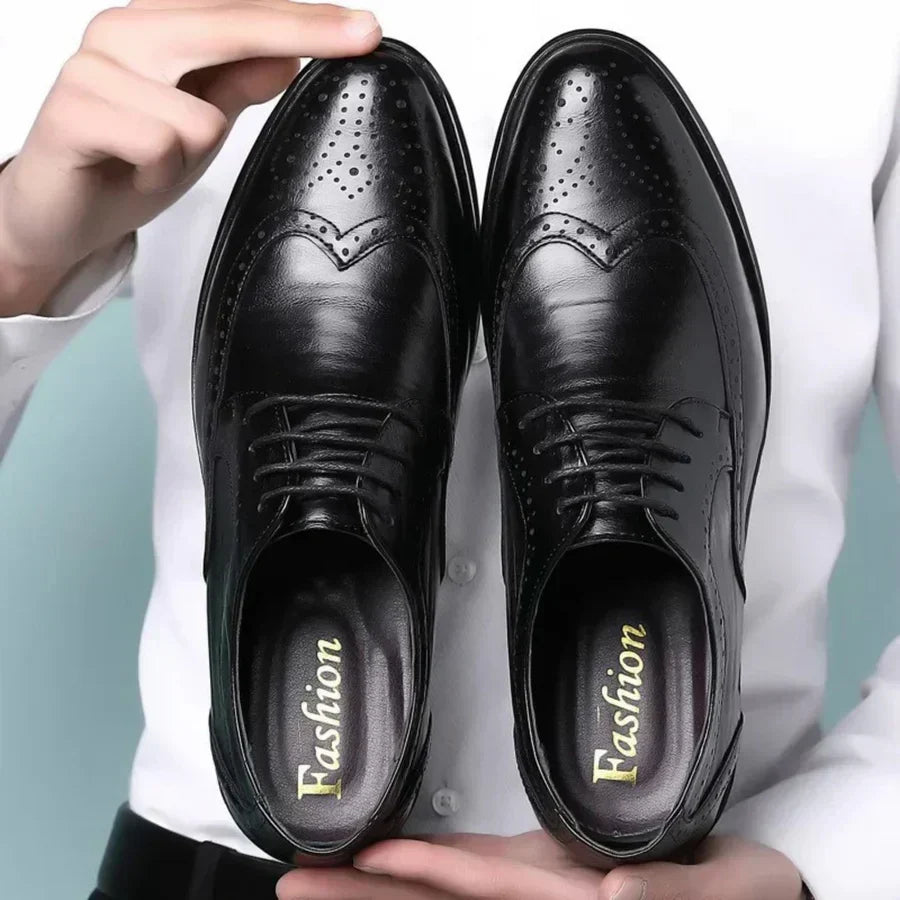 Klassische Herren-Business-Schnürschuhe Lorenzo aus elegantem Kalbsleder; ideal für Anzug & Abend.