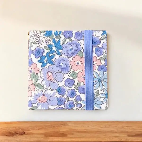 Kompakter Aquarell-Malkasten mit 24 Farben, perfekt für Reiseset, Malerei & Kreativset für Kinder.