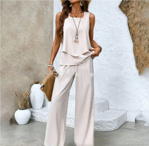 Leichter Damen Sommer-Zweiteiler für Urlaub & Party. Bequemes Oberteil & weite Hose. Elegant & luftig.