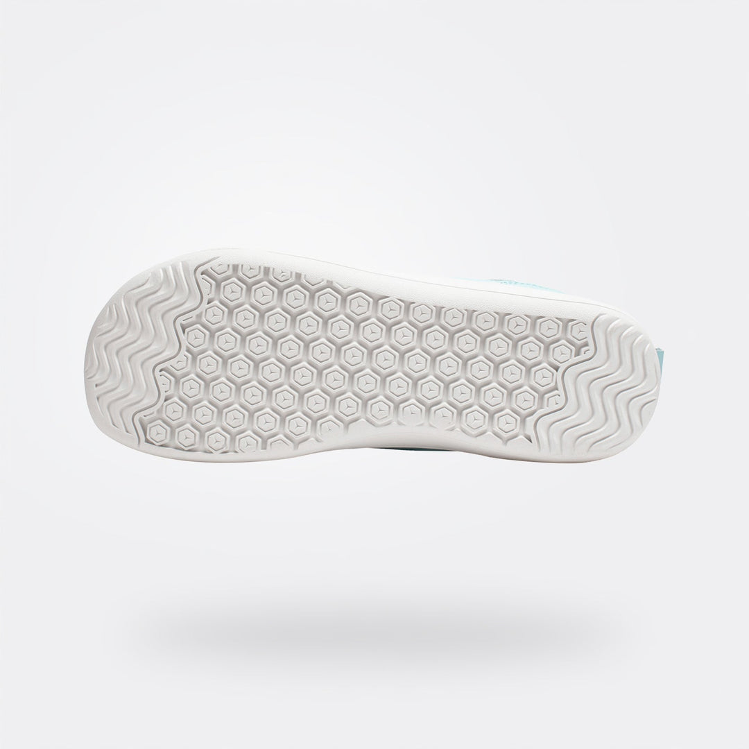Komfortable wasserdichte Damen Barfußschuhe mit breiter Zehenbox für optimalen Schutz.