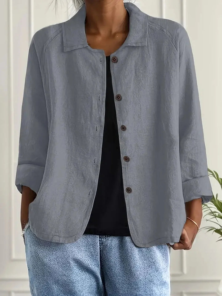 Stilvolle leichte Frühlingsjacke für Damen, perfekt für sonnige Tage und lockere Freizeitmode.