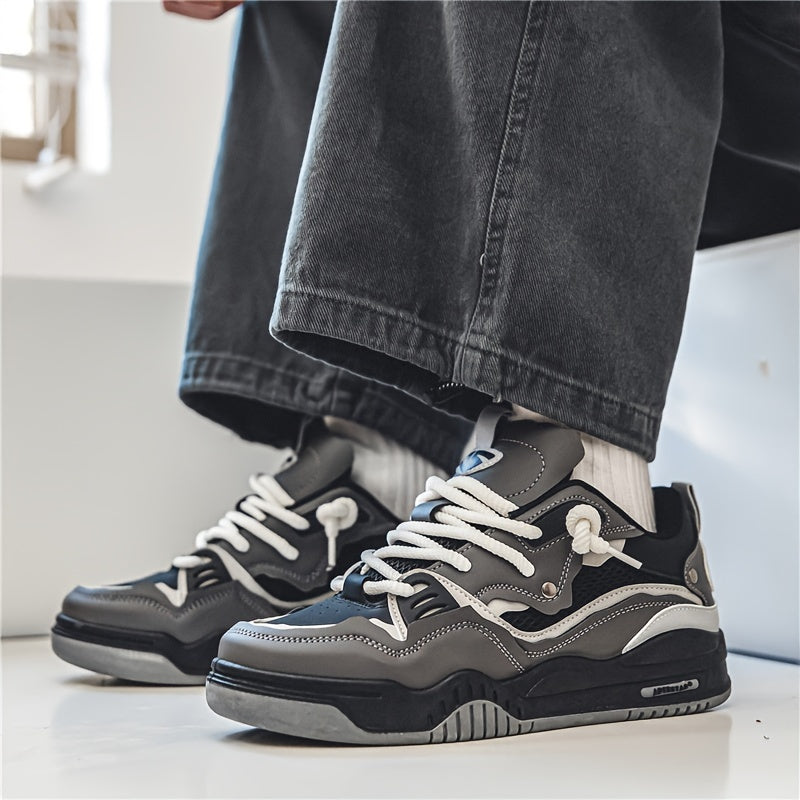 Ansicht von oben: Bequemer Herren Freizeitschuh, Trend-Sneaker mit sportlicher Silhouette.
