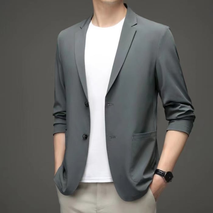 Moderner Herren Slim Fit Sakko, ideal als Übergangsjacke. Vielseitiger Business-Blazer für elegante Freizeit-Looks.