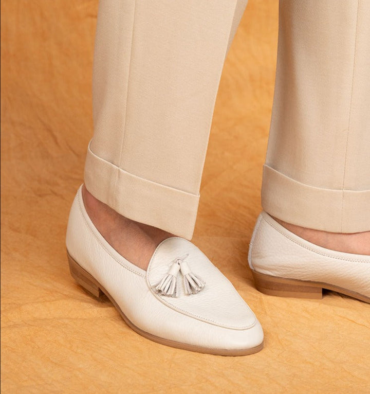 Hochwertige Herren Tassel Loafer aus feinem Leder, klassische Slip-On Business-Schuhe mit eleganten Quasten.