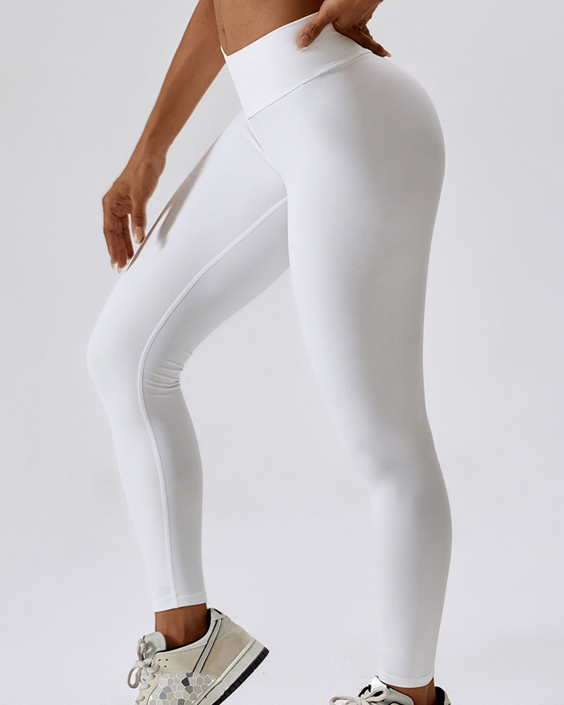 Vielseitige Damen Freizeithose. Stylish und bequem, diese Leggings mit V-Bund & Po-Lifting ist perfekt für den Alltag.