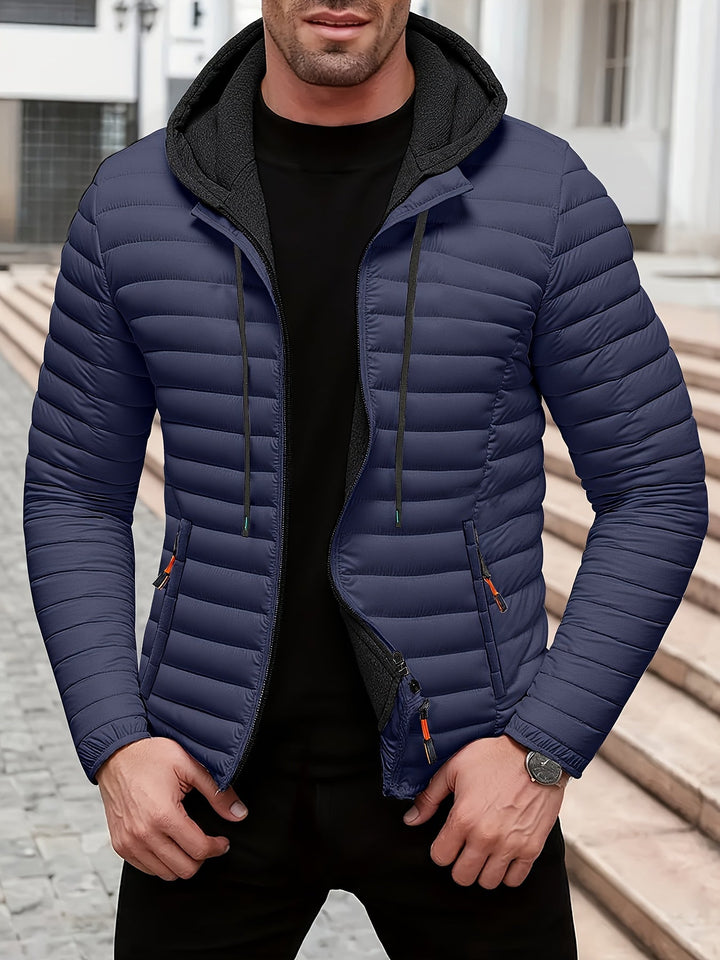 Robuste Herren Freizeitjacke mit Kapuze & Steppung, warm und atmungsaktiv, ideal für Herbst & Winter.
