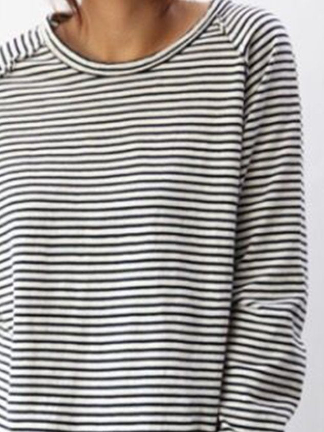 Vielseitiges Damen Streifenshirt, Langarm, locker geschnitten, ideal für Freizeit, Büro & Alltag.