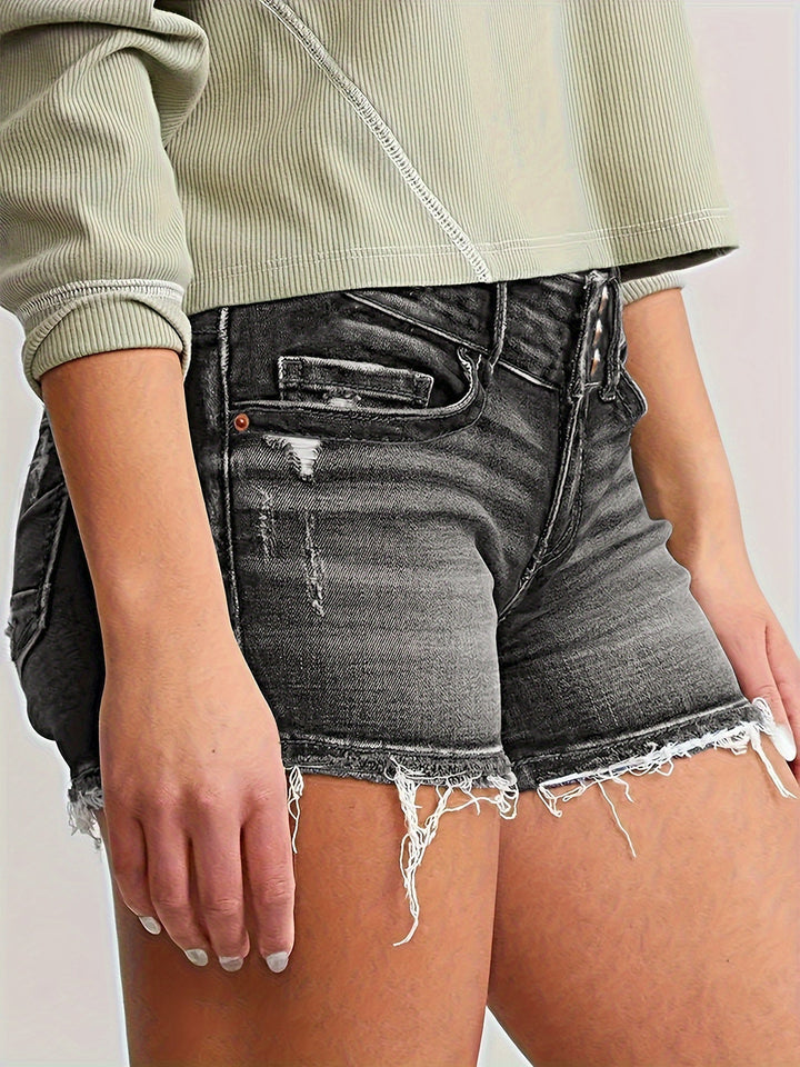 Lässige Damen Shorts im Used-Look mit coolen Fransen, perfekt für heiße Sommertage.