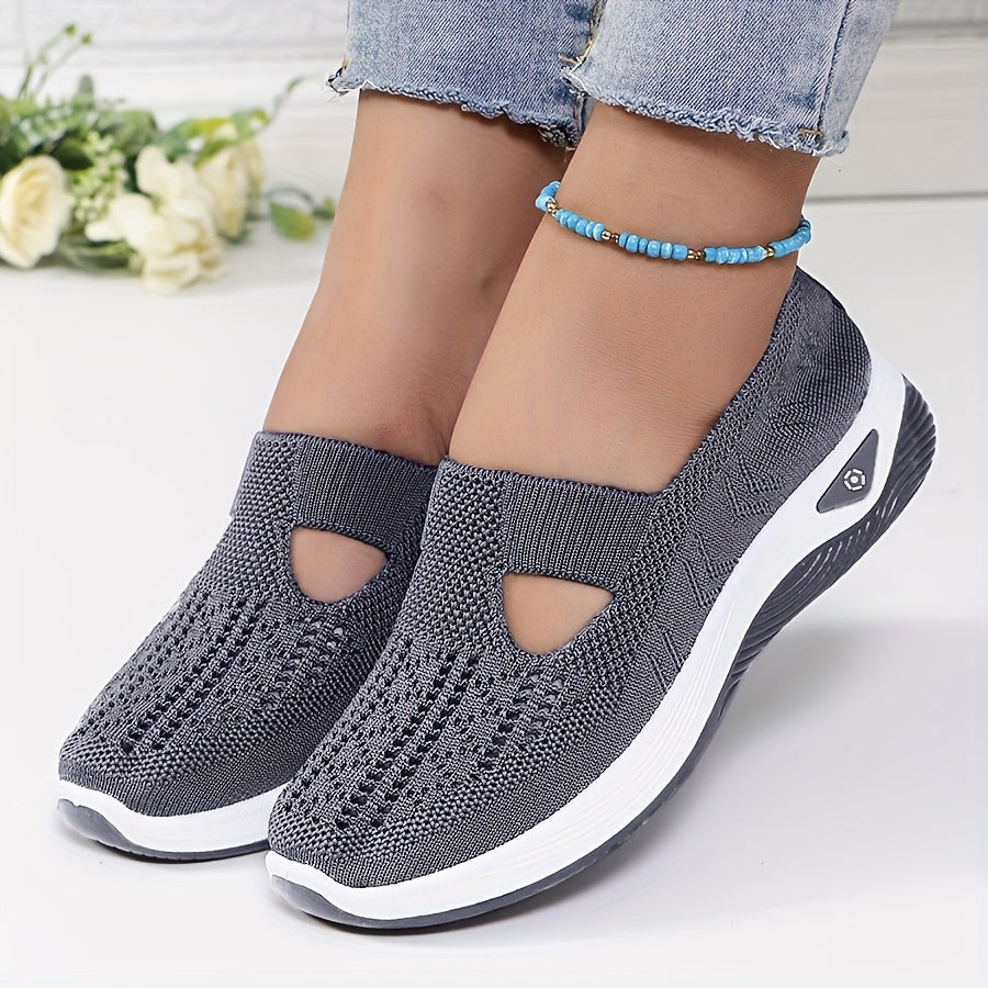 Stylische Damensneaker, ideal als Freizeitschuhe für täglichen Gebrauch. Komfortable Leichtschuhe.