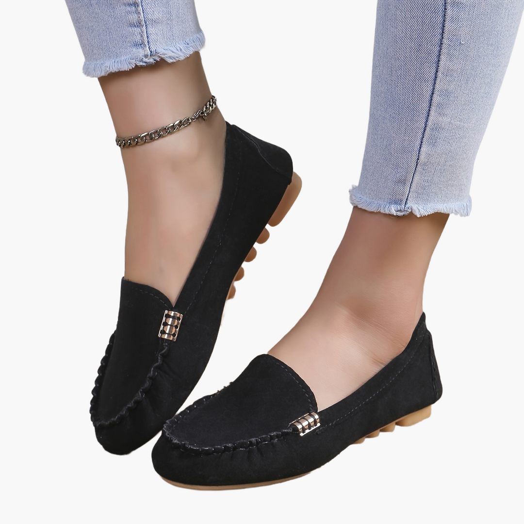 Robuste Damen Slipper: Komfortable Mokassins mit langlebiger rutschfester Sohle, ideal für jeden Tag.