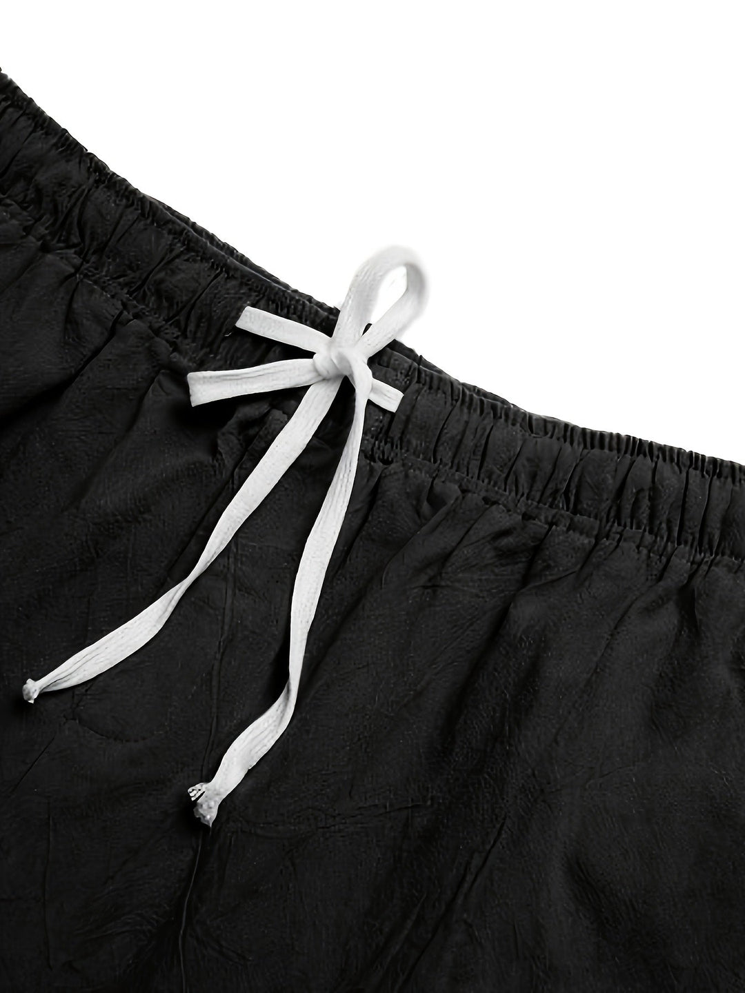 Hochwertige Herren Badeshorts mit elastischem Kordelzugbund für besten Komfort.