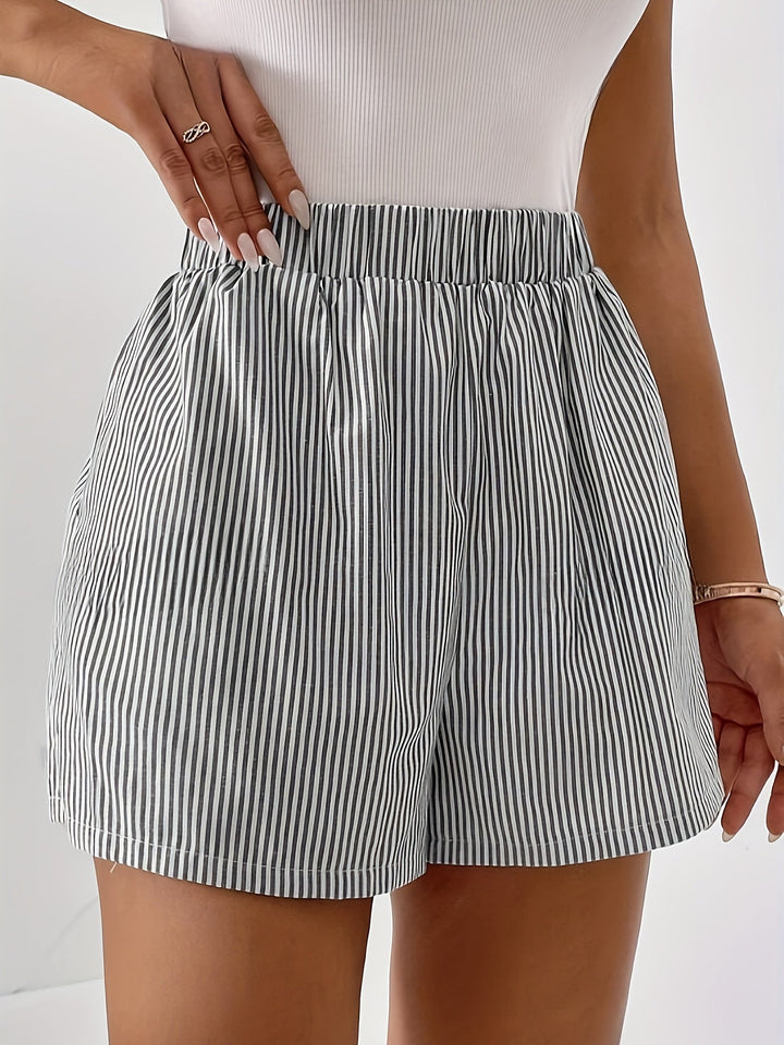 Elegante gestreifte Damen Shorts für Freizeit. Bequeme Sommer Kurz-Shorts, ideal für den Alltag.