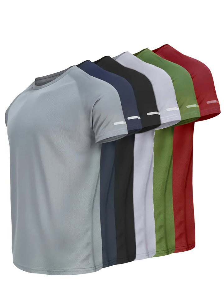 Kurzarm Sportshirt für Herren, ideal für Outdoor-Aktivitäten. Reflektierende Details für Sicherheit.