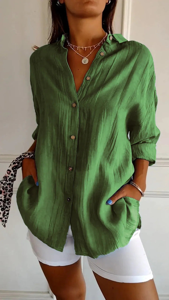 Elegante Damen Hemdbluse für Herbst. Komfortables Langarmshirt, ideal als Bürobluse oder Freizeitoberteil.