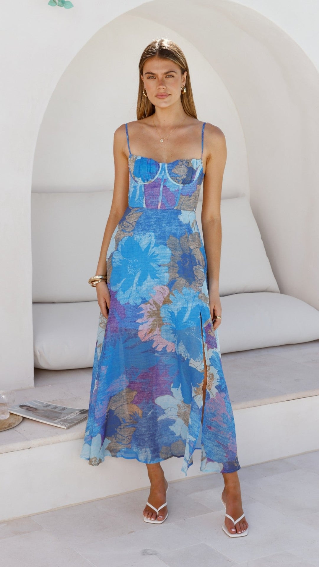 Langes blaues Sommer Maxikleid für Damen, Blumenprint, elegant, quadratischer Ausschnitt, Hochzeitsgast.