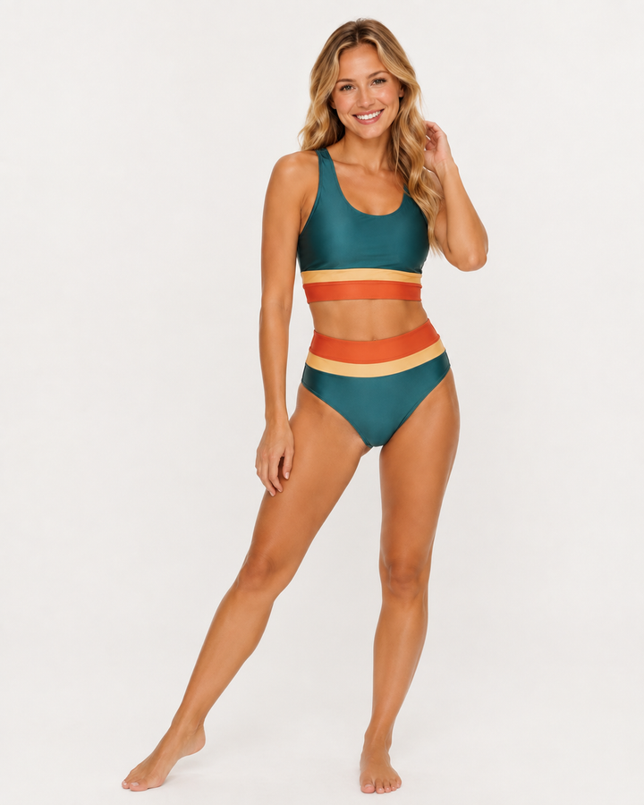 Damen Zweiteiler-Badeanzug gestreift, ideal für Sommer, Strand und Pool. Modische Bademode für Damen.