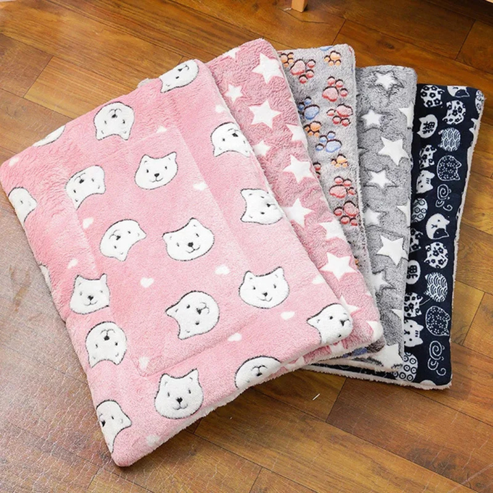 Haustier-Schlafmatte, atmungsaktiv und weich, für optimalen Tierkomfort im Sommer und Winter.