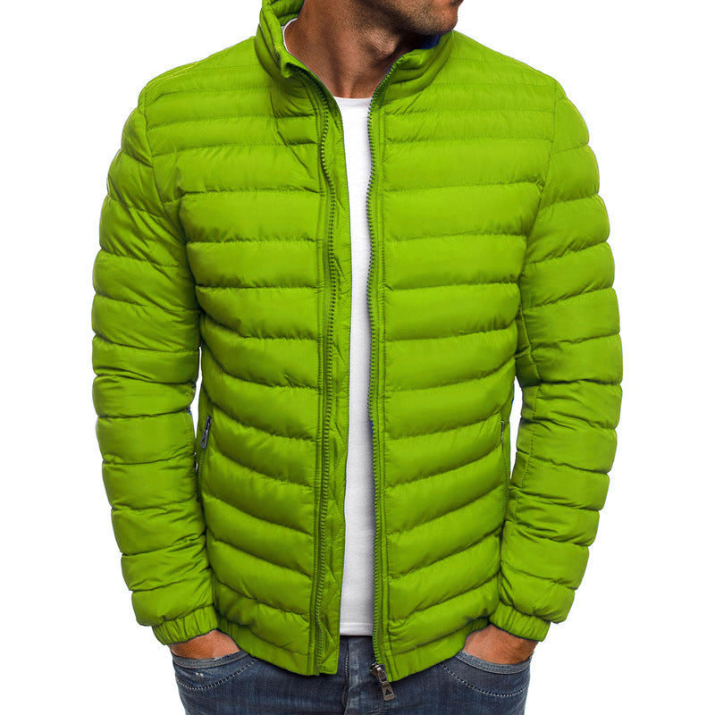 Komfortable Herren Winterjacke für optimalen Kälteschutz. Ideal für Outdoor-Aktivitäten & Freizeit im Winter.