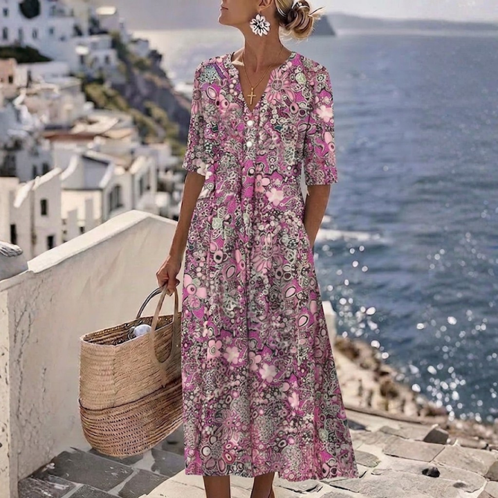 Modisches lila Plus Size Sommer-Midikleid für Damen, mit V-Ausschnitt und figurfreundlicher Bauchbedeckung.
