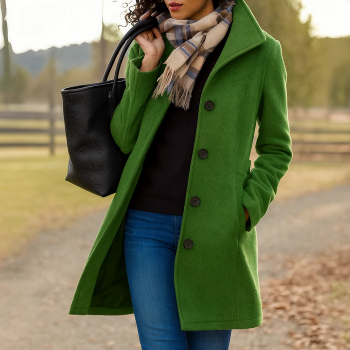 Taillierter Frühlingsmantel für Damen, elegant und warm, ideal für kühle Übergangszeiten.