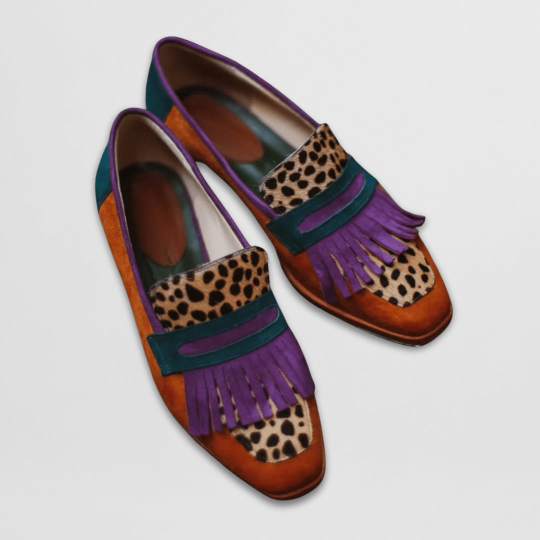 Elegante braune Damen Loafer Chiara mit Fransen und auffälligem Leopardenmuster, bequeme Alltags- & Businessschuhe.