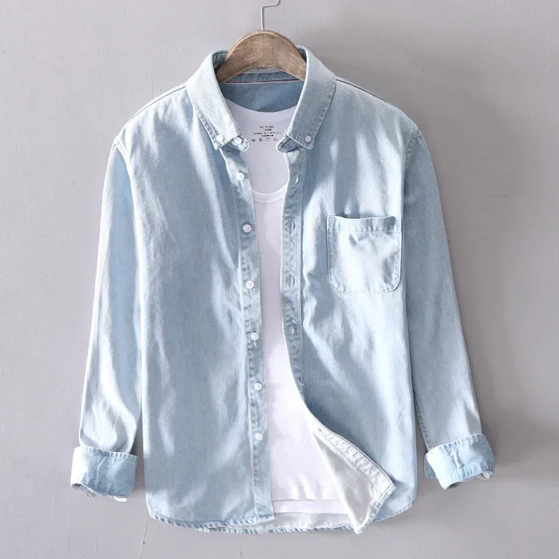 Robustes Herren Denim-Jeanshemd für den Alltag, Langarm-Design für komfortable Freizeit-Looks.